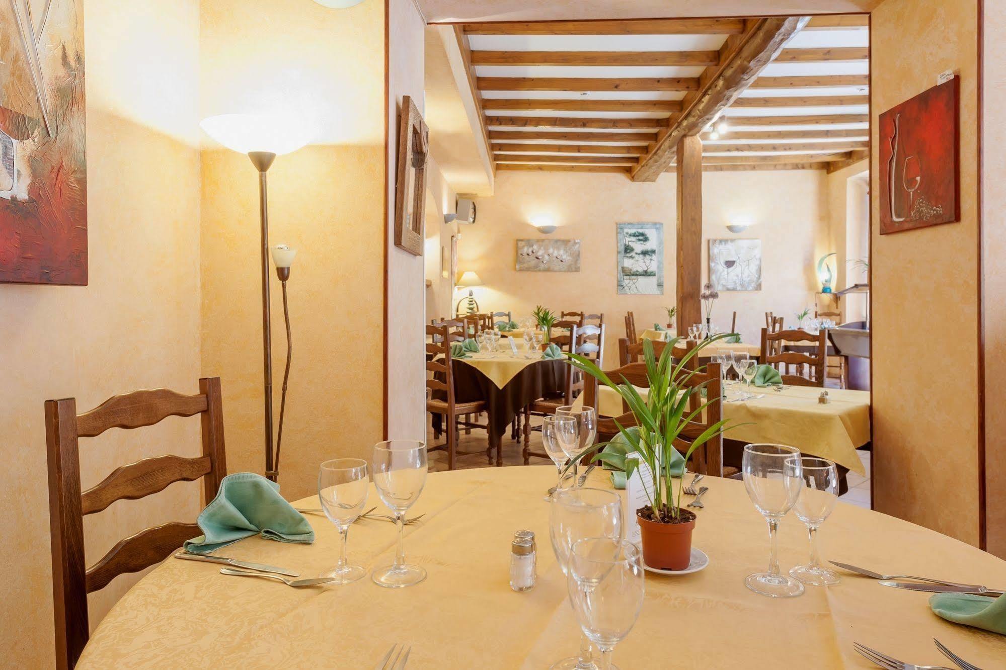 Hotel Restaurant Le Saint Clement المظهر الخارجي الصورة