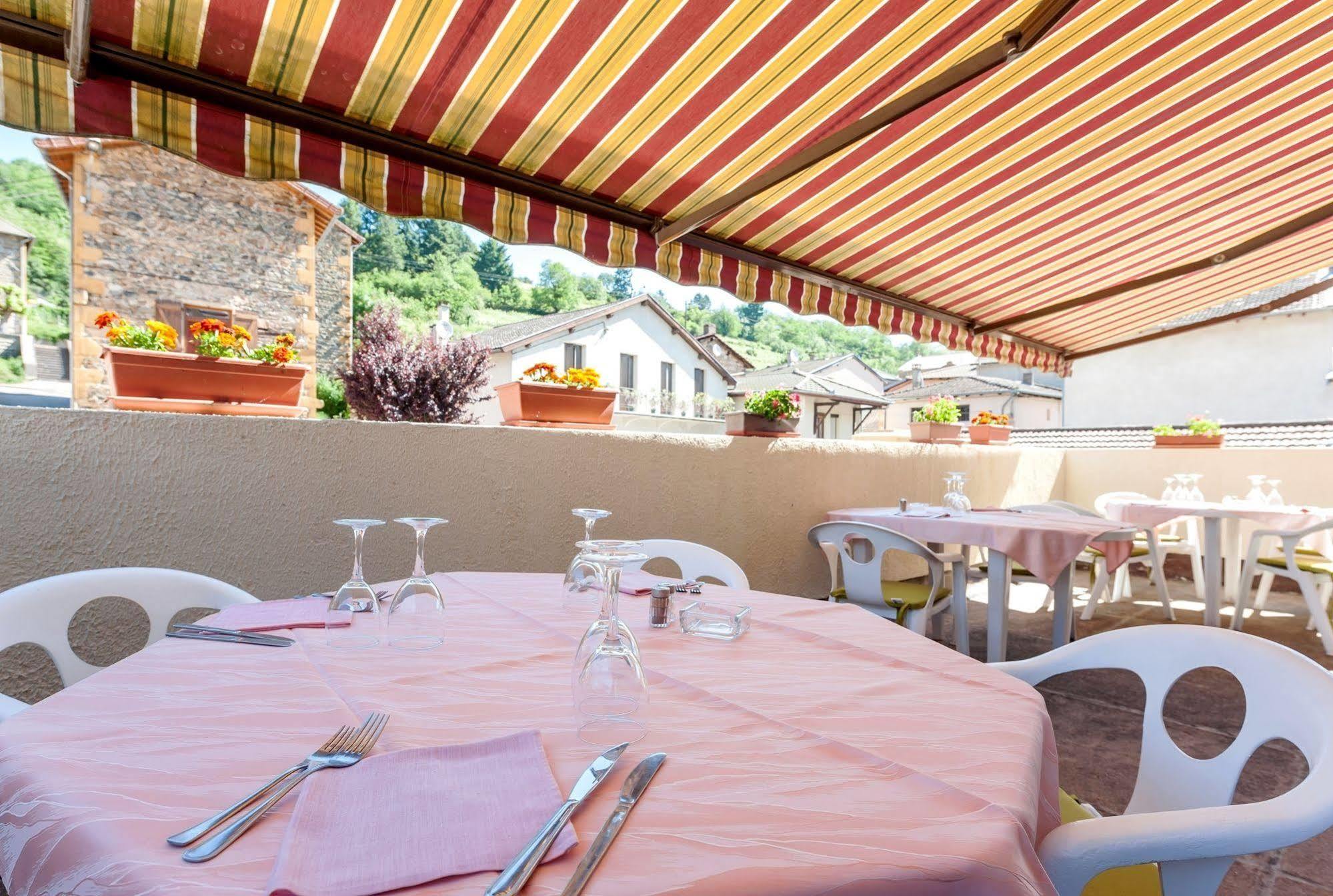 Hotel Restaurant Le Saint Clement المظهر الخارجي الصورة